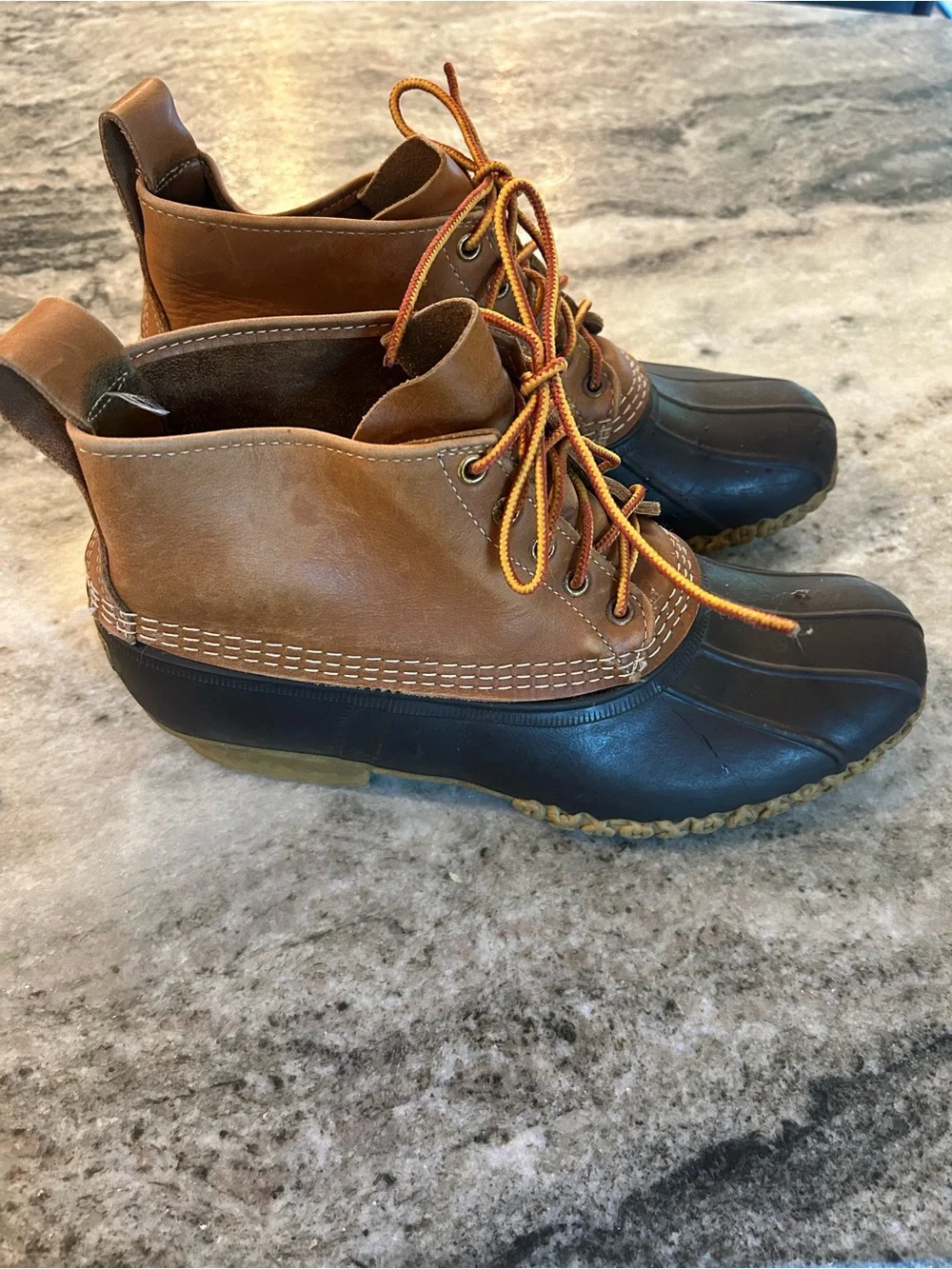 L.L. Bean Men's Brown Leather and Dark Rubber Duck Boots size 11 med unlined